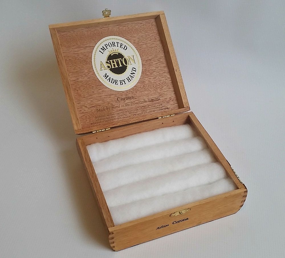 repurposed cigar box to ring holder