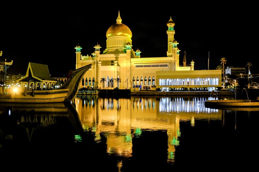 Night lighting at the Sultan Omar Ali Saifuddien Mosque in Brunei