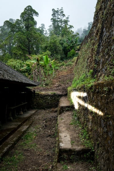 Entrance directions for the Agung hike from Pura Pasar Agung