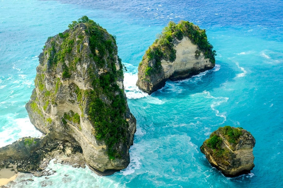 Small islands at the Raja Lima viewpoint in Nusa Penida, Bali