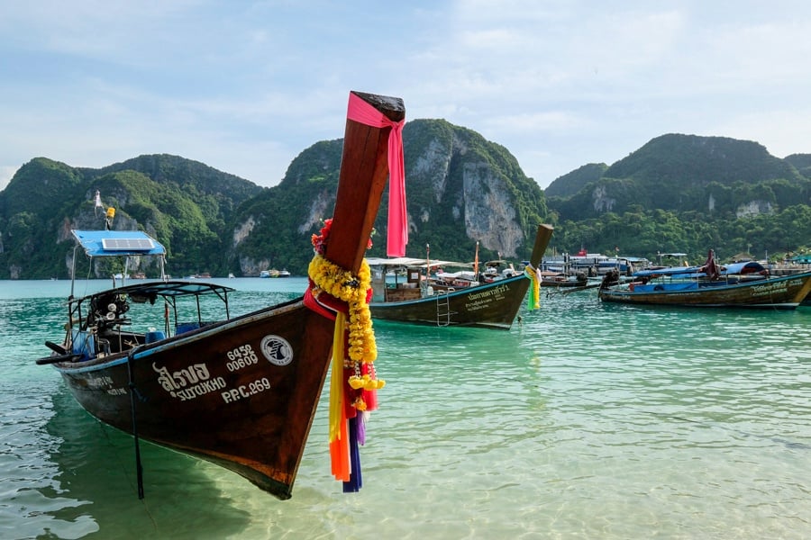 Maya Bay Thailand Koh Phi Phi Don Island Beach Boats Ton Sai Tonsai