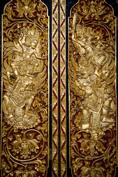 Gold door Hindu Balinese carvings