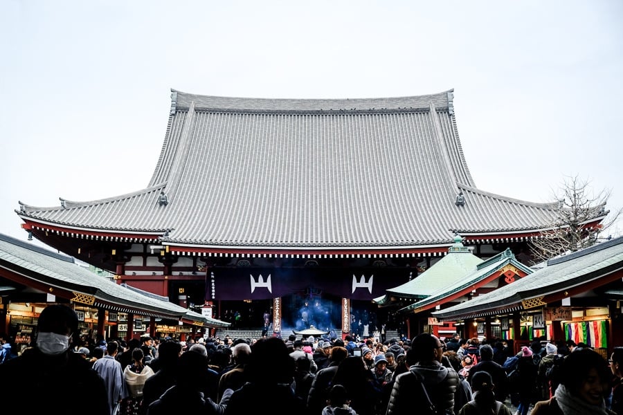 Main hall at Sensoji Temple in Asakusa, Tokyo, Japan