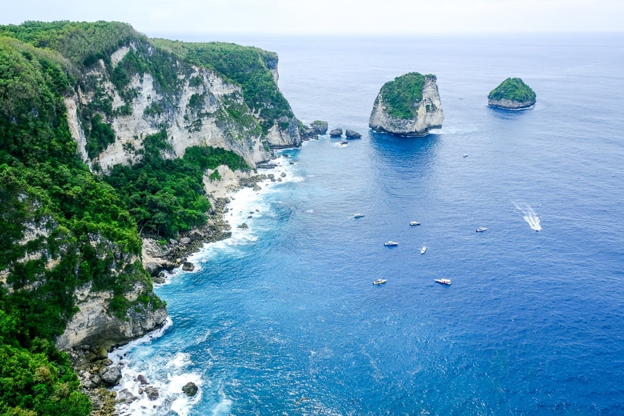 Manta Point cliffs in Nusa Penida, Bali