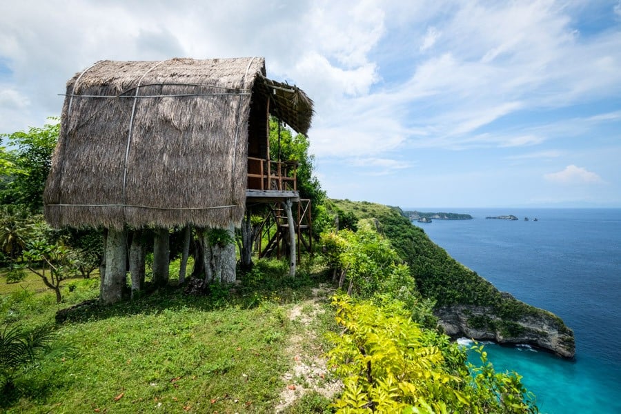 Suwehan cliff tree house