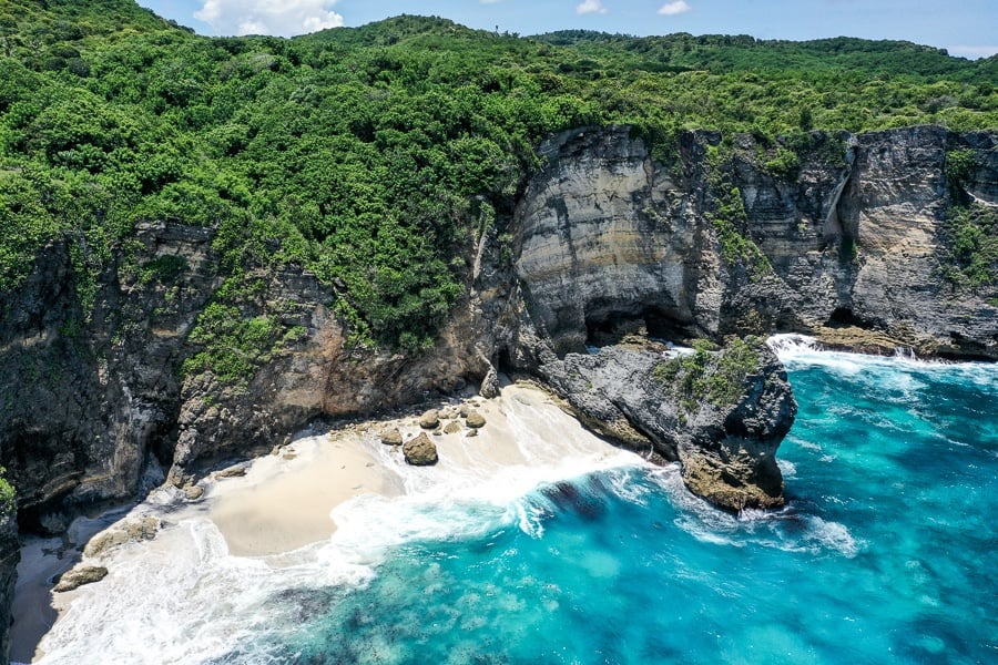 Korawa Beach viewpoint in Nusa Penida Bali